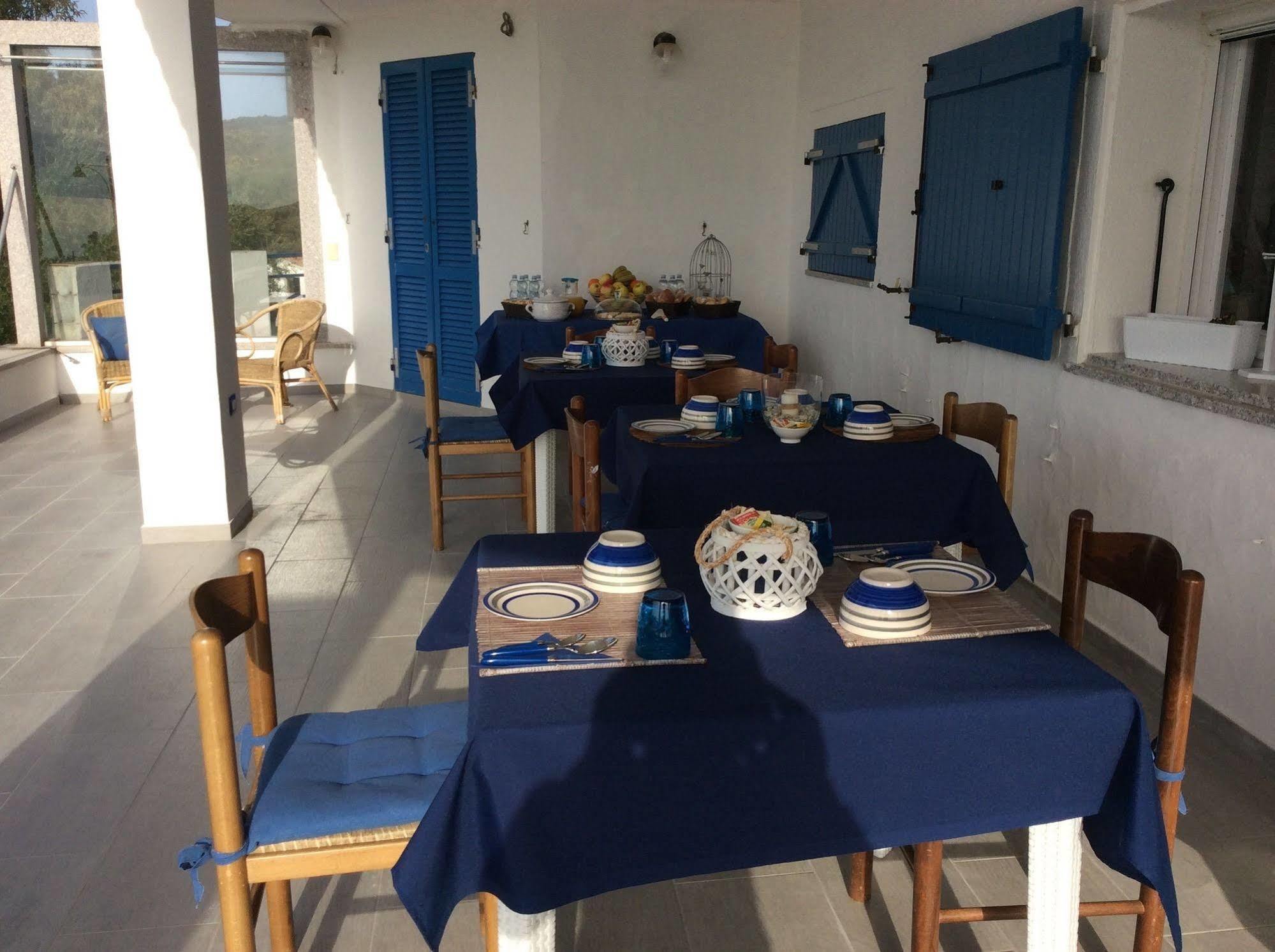 Domus De Diana Bed and Breakfast Olbia Exteriör bild